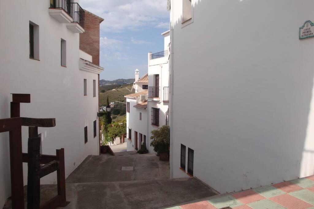 Bonito Apartamento Piscina Wifi Frigiliana Exterior foto