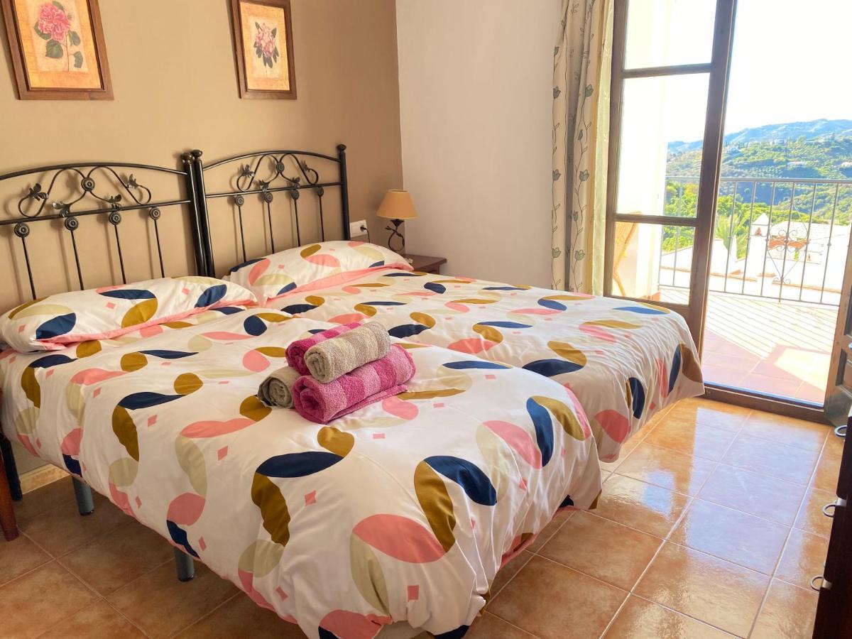 Bonito Apartamento Piscina Wifi Frigiliana Exterior foto